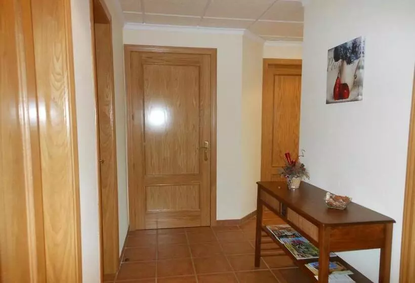 Hotel Hostal Sant Roc