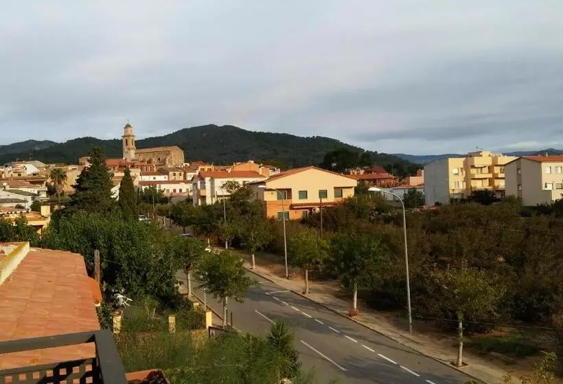 Hotel Hostal Sant Roc