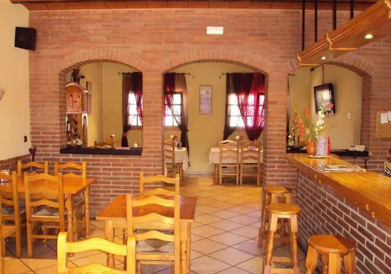 ホテル Hostal Sant Roc
