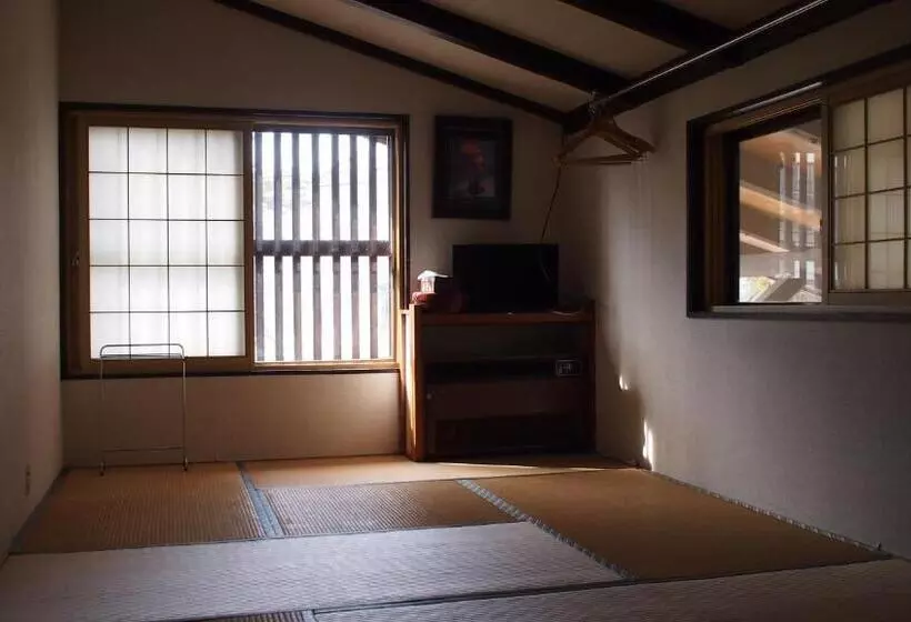 Hotelli Matsunoki Tei