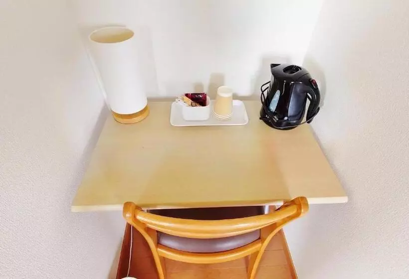 Hotelli Pension And Restaurant La Collina