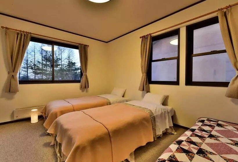 Petit Hotel Kanan