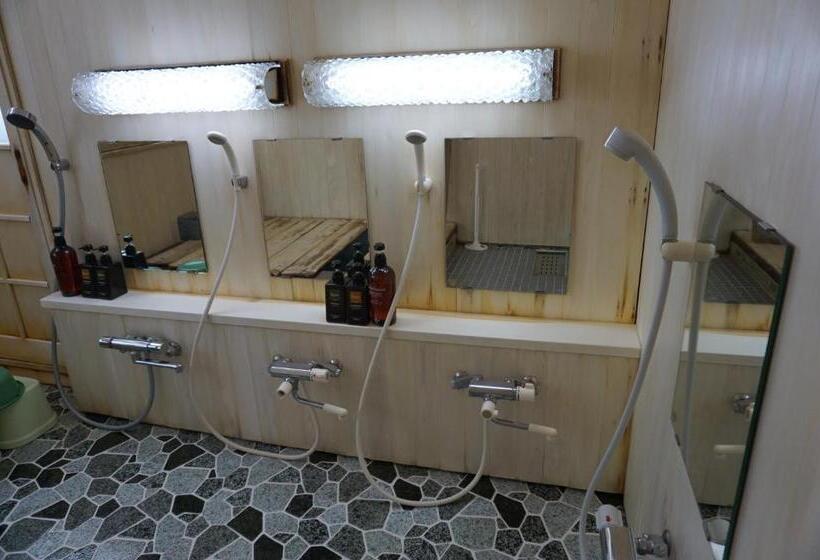 בית מלון כפרי Tokiwatei