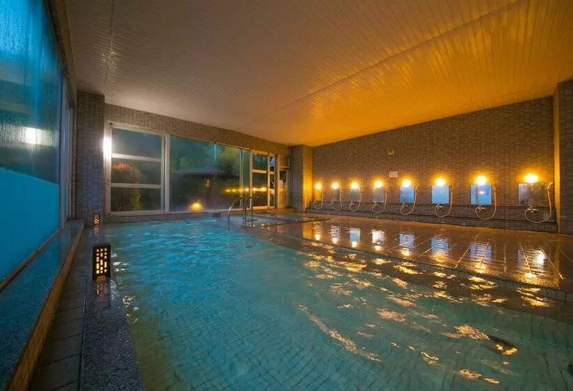 Hotel Tresta Shirayama - Japón