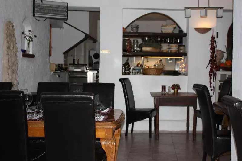 L'almàssera Casa Rural & Restaurant