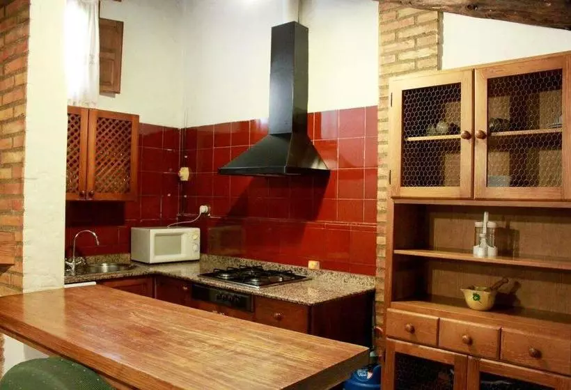 استراحتگاه Caserio Inazares   Montaña, Chimenea, Nieve, Barbacoa
