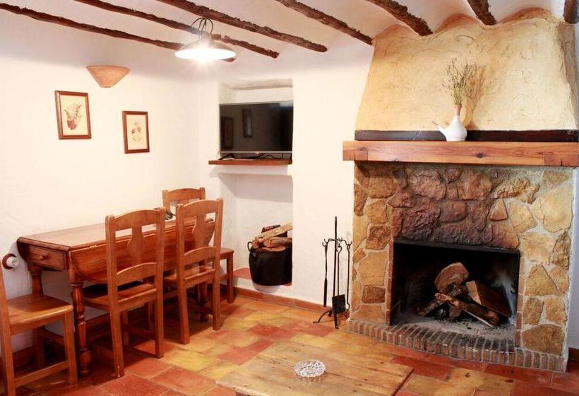 منتجع Caserio Inazares Montaña, Chimenea, Nieve, Barbacoa