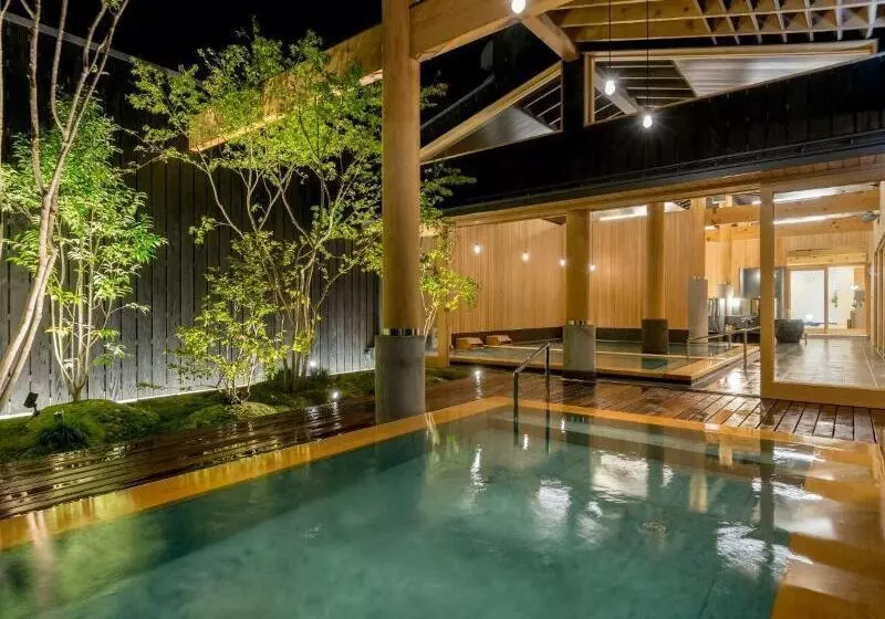 旅館 Awara Onsen Seifuso