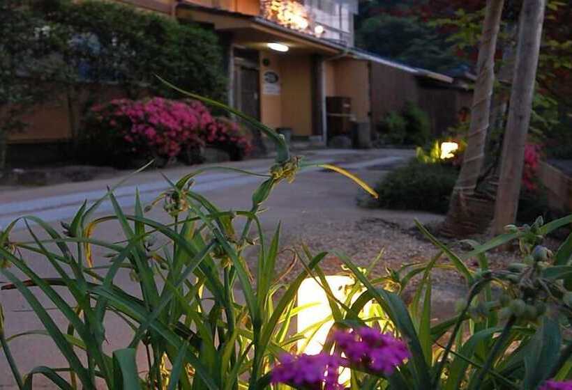 ריוקאן Yourou Onsen Honkan