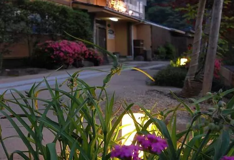 旅館 Yourou Onsen Honkan