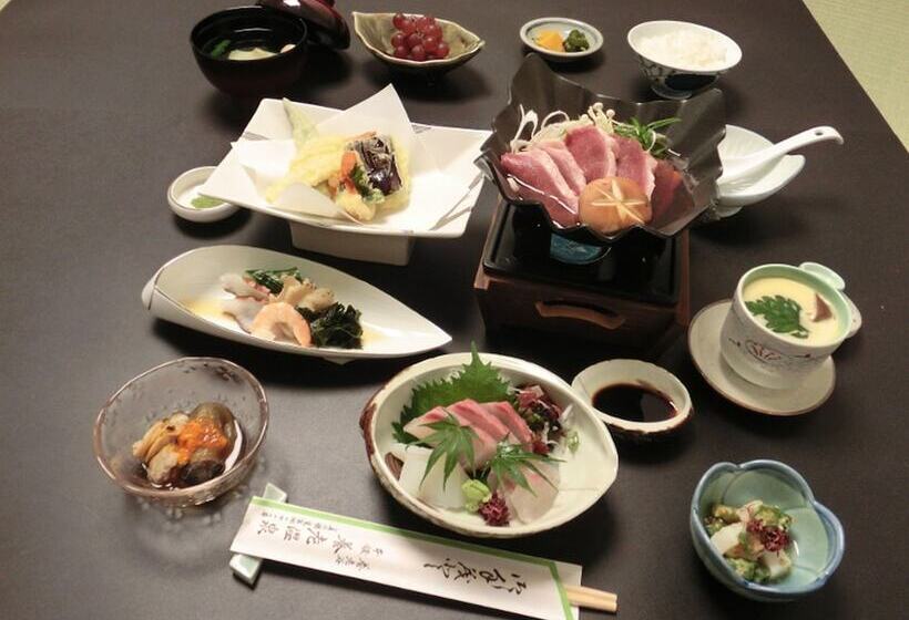 ריוקאן Yourou Onsen Honkan