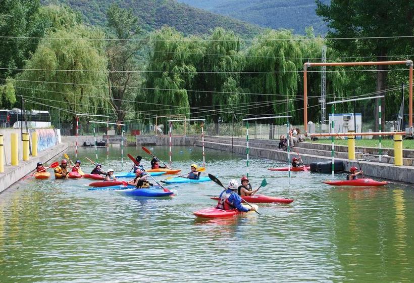 Alberg Escola De Piragüisme De Sort