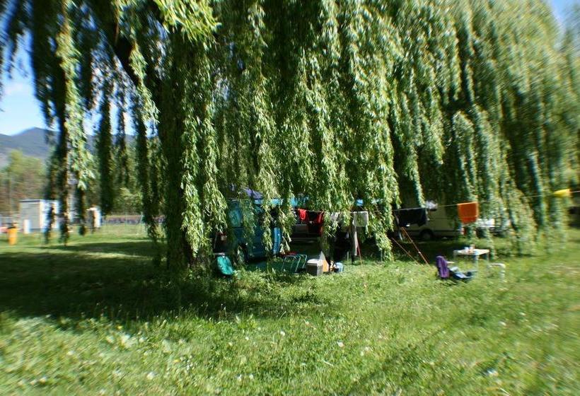 Alberg Escola De Piragüisme De Sort