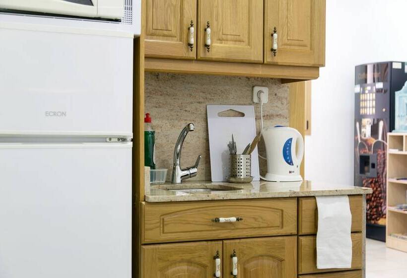 Albergue Albas Hostel