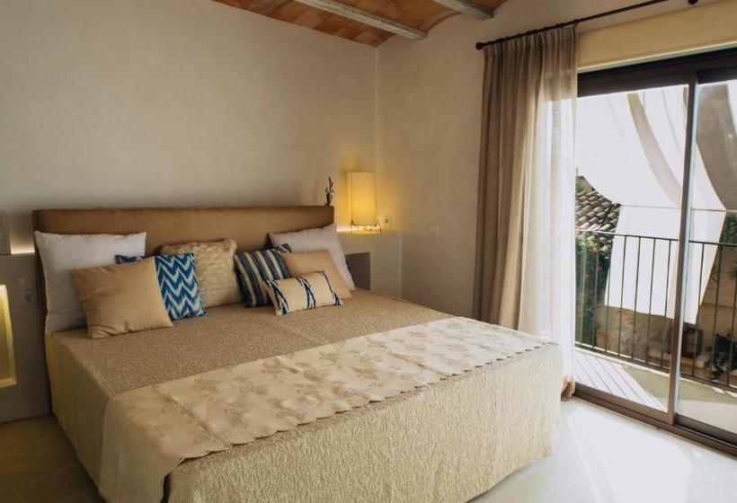 تختخواب و صبحانه Can Solaies