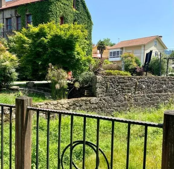 تختخواب و صبحانه El Balcón Del Eume, Cantina Río Covés