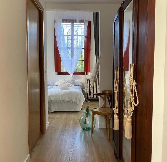 تختخواب و صبحانه El Balcón Del Eume, Cantina Río Covés