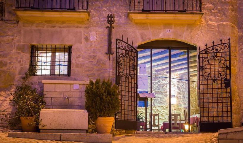 בית מלון כפרי El Castell