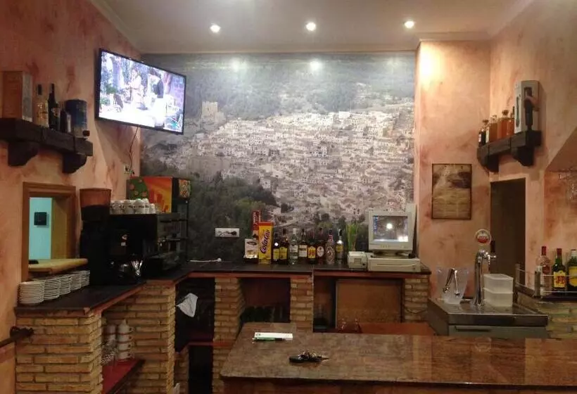 ホテル Hostal D´ernes