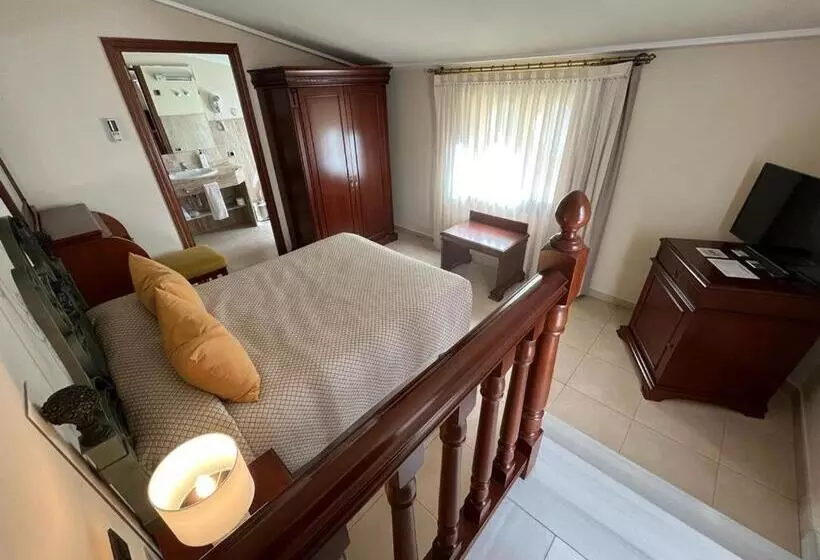 Hotel Kazar