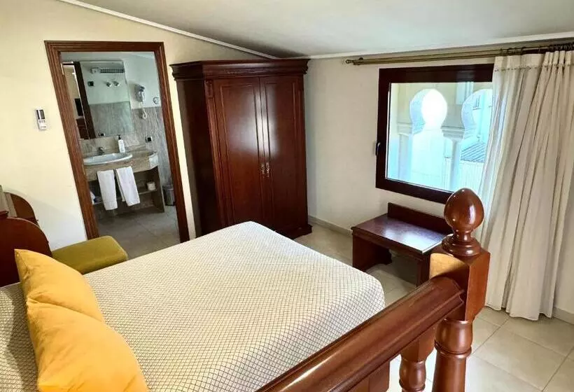 Hotel Kazar