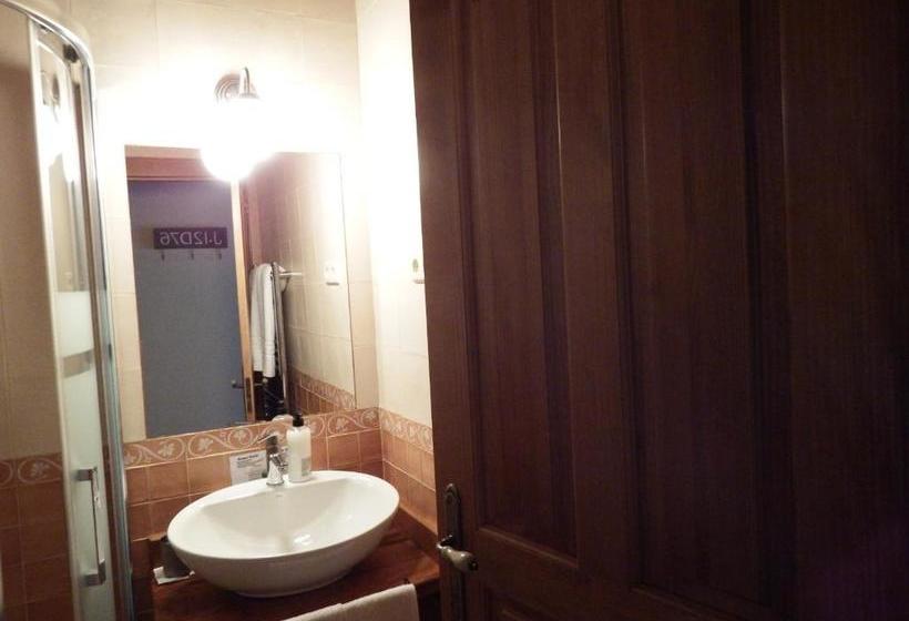 בית מלון כפרי La Casuca Del Esbardu