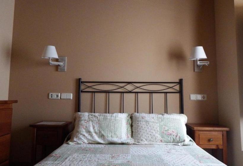 בית מלון כפרי La Casuca Del Esbardu