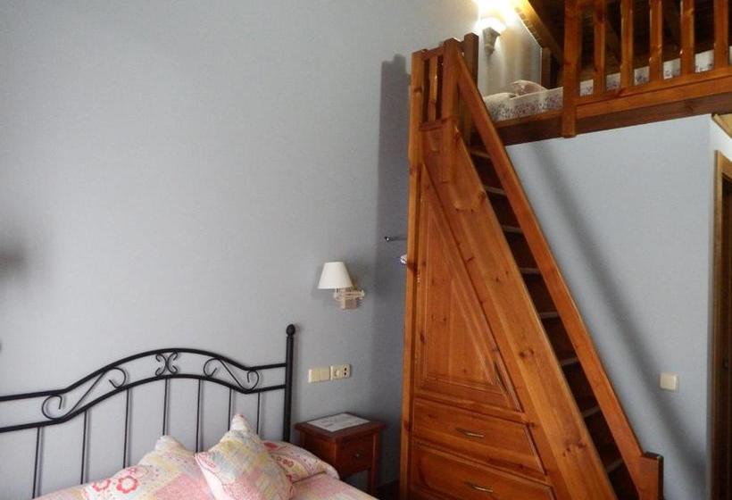 בית מלון כפרי La Casuca Del Esbardu