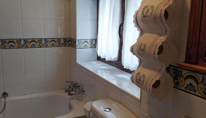 فندق La Corona Del Auteiro