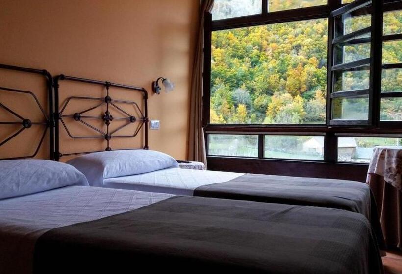 فندق La Corona Del Auteiro