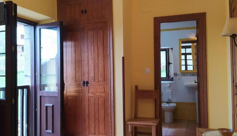 فندق La Corona Del Auteiro