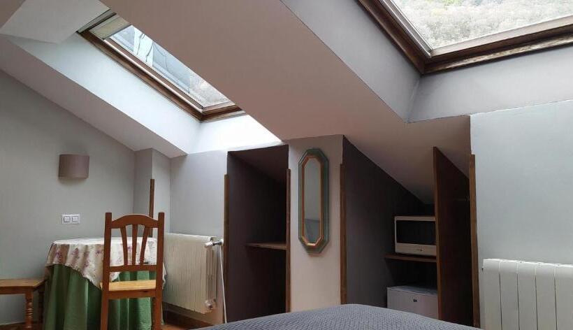 فندق La Corona Del Auteiro