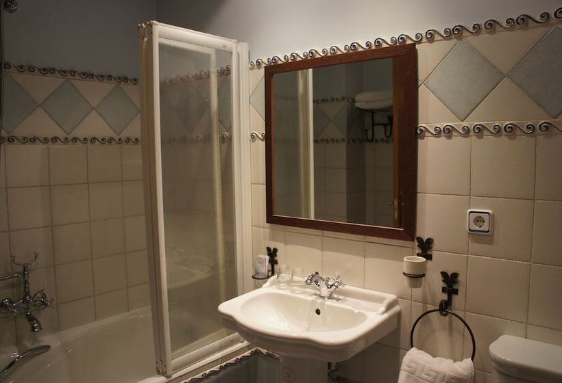 酒店 La Hostería De Castroviejo