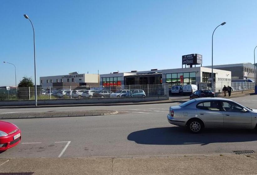 ホテル La Posada De Roces