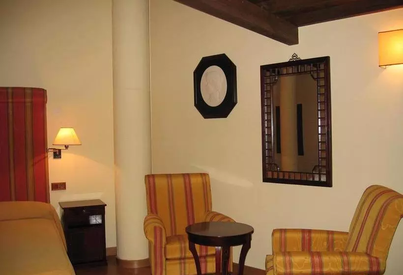 هتل La Posada De San Ginés