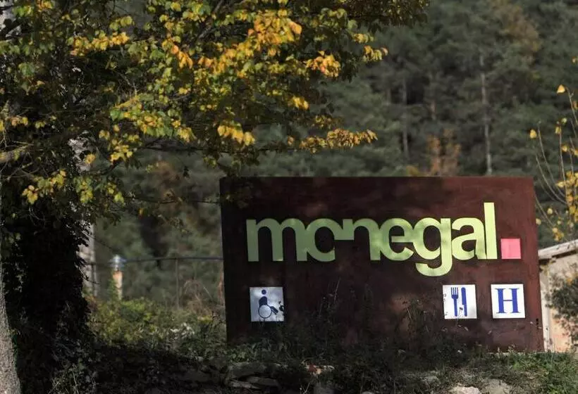 ホテル Monegal