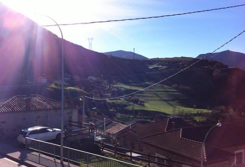 Отель Pensión El Mirador