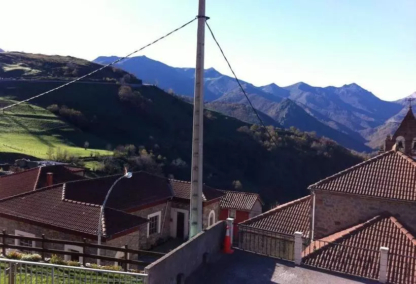 هتل Pensión El Mirador