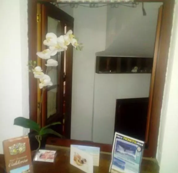 هتل Restaurante Calderon