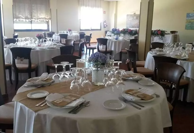 ホテル Restaurante Los Prados