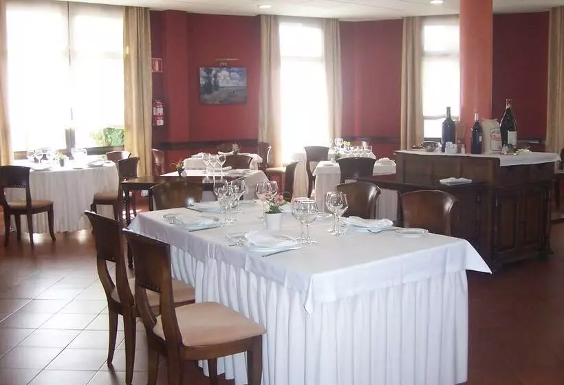 ホテル Restaurante Los Prados
