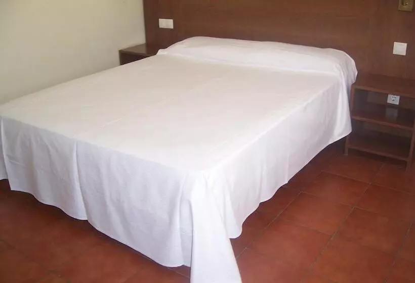 ホテル Restaurante Los Prados