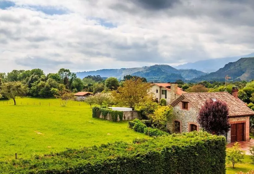 هتل Rural Andrín