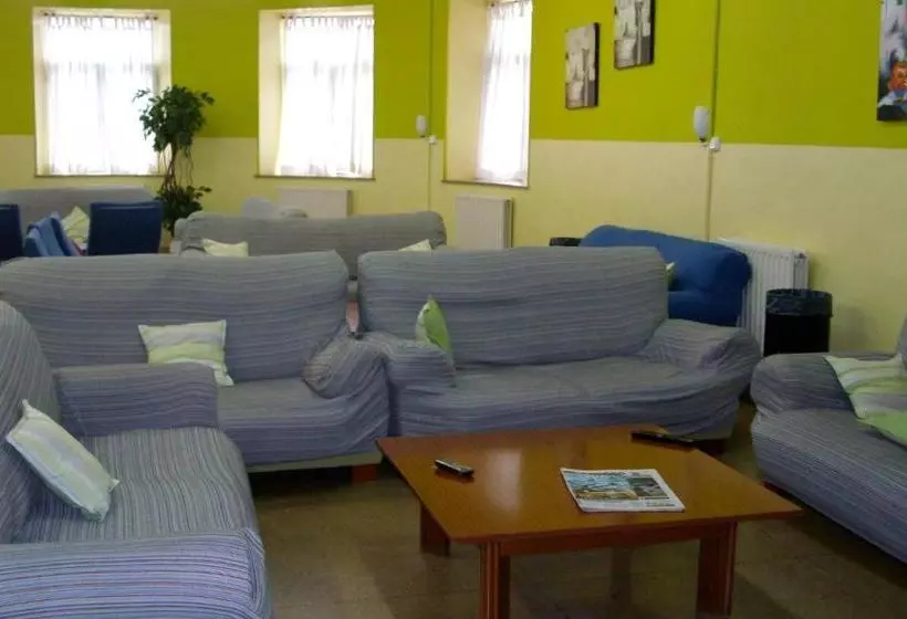 Mañarikua Hostelling International