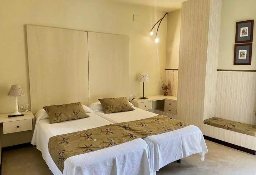 Petit Hotel De Riu