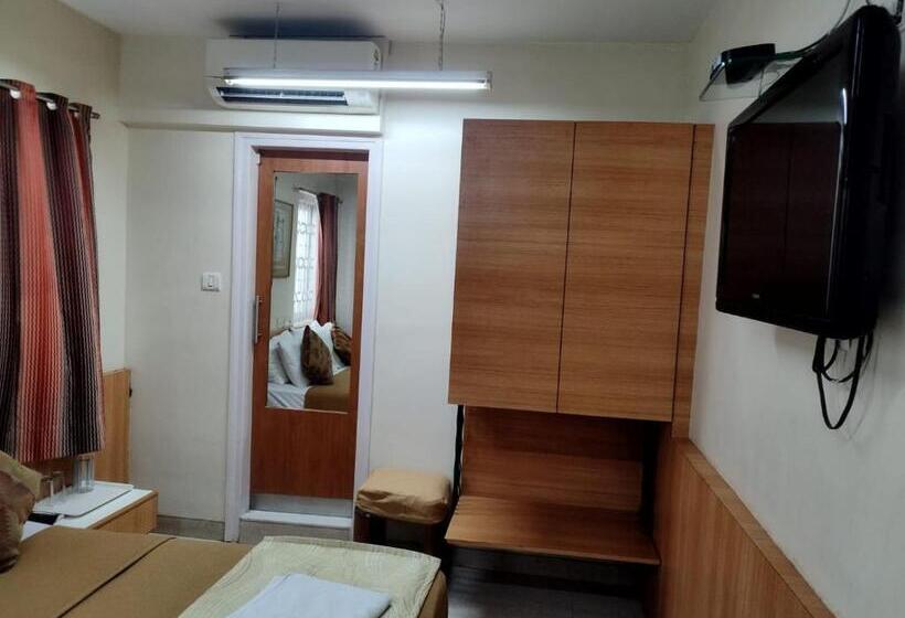 בית מלון כפרי Empire