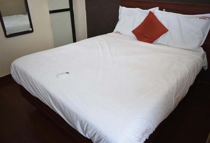 Hotel Boopathi