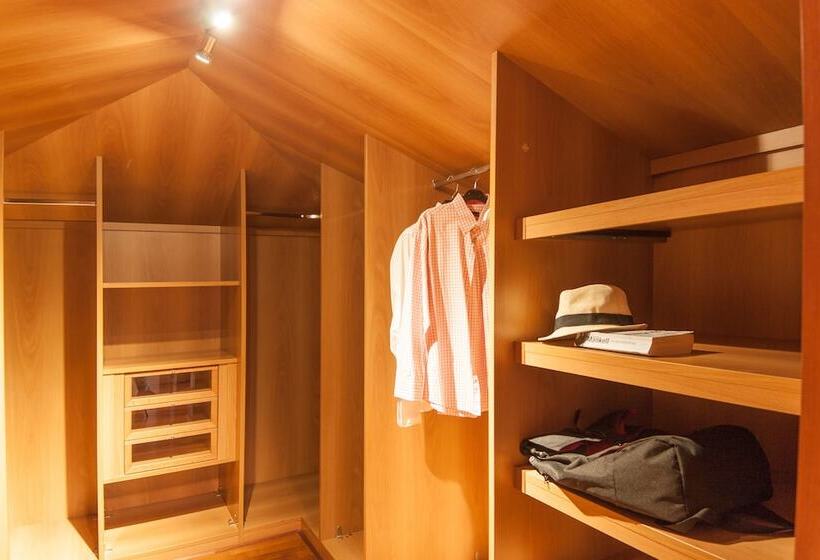 هتل Boutique Villa Lorena By Charming Stay Adults Recommended