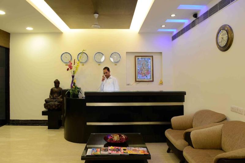 Hotel Golf View Suites