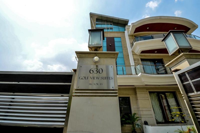 Hotel Golf View Suites